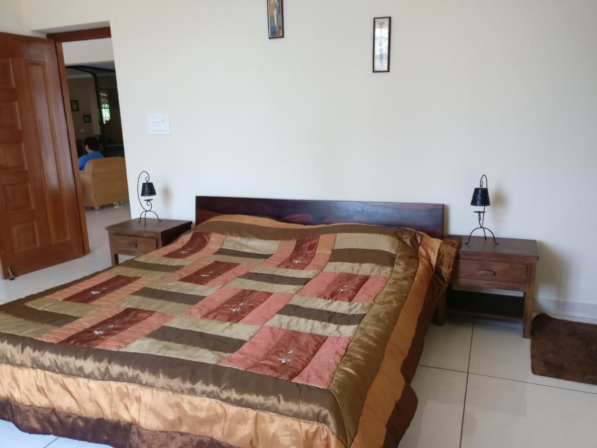 סאקלשפור Robin Woods Homestay מראה חיצוני תמונה